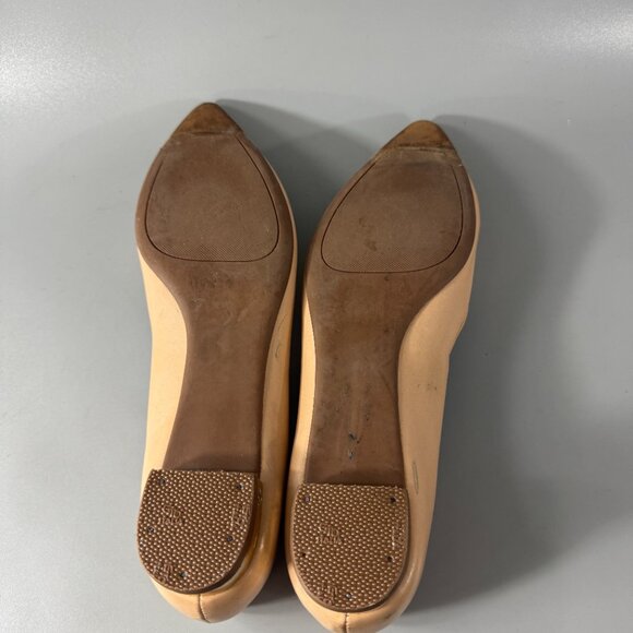 Tory Burch Pointed-Toe Ballerina Cream Leather Flats with Gold Heel, Size 8.5 - Picture 10 of 15